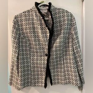 Women’s Vintage blazer, size 18 (fits small)